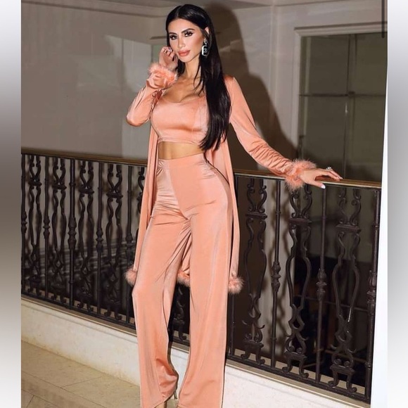 Where's My Butler 3 Piece Set - Rose Gold - Picture 3 of 12